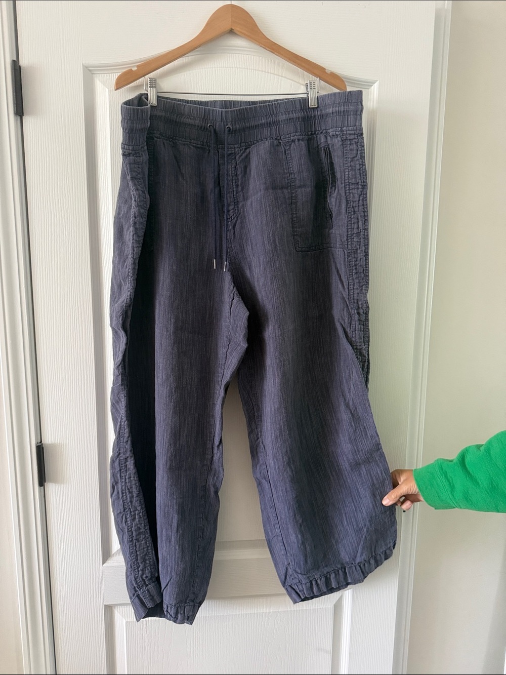 Athleta women’s linen wide leg pant